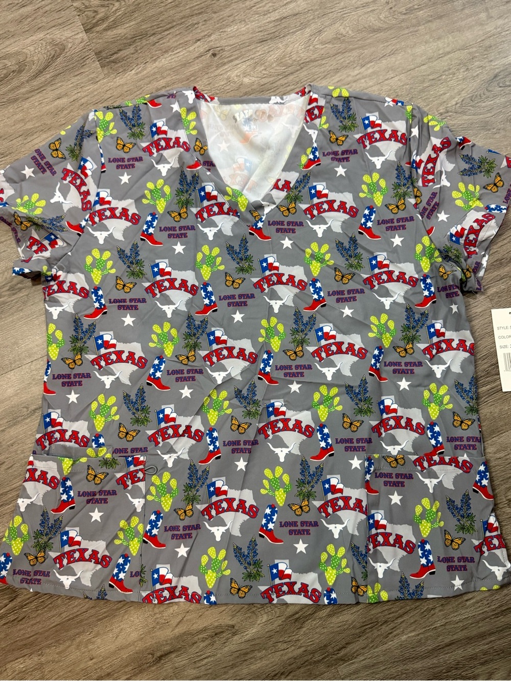 STATE Gray Texas Graphic V-Neck Top with Multicolor Motifs